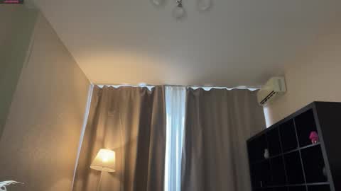 Lora online show from February 2026 06:42:02 AM