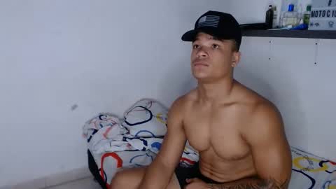 Dominic online show from November 2025 01:03:01 PM