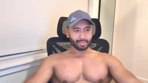 Snapshot of lordcalepecs chatting on May 2026 08:43:02 AM Cale online show from May 2026 08:43:02 AM