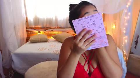 loreanis online show from October 2025 07:36:02 PM