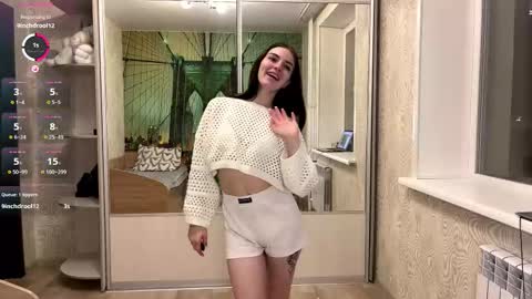 Olivia online show from November 2025 01:06:01 PM