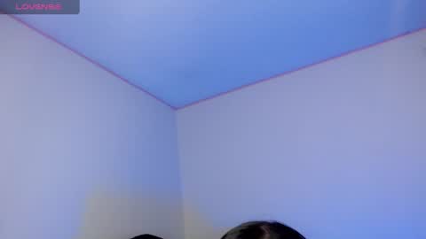 Snapshot of loren_44tits chatting on July 2026 01:02:01 PM Loren online show from July 2026 01:02:01 PM