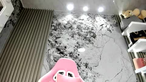 Doll Queen online show from January 2026 05:48:02 PM