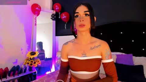 lesly lorena online show from February 2025 01:25:01 AM