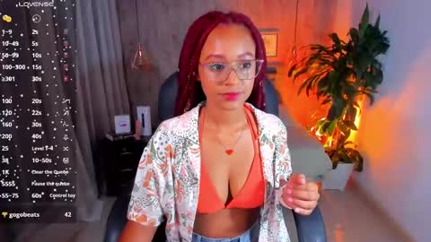 Snapshot of lorena_vieira_ chatting on December 2024 12:51:02 AM Lorena Vieira  online show from December 2024 12:51:02 AM