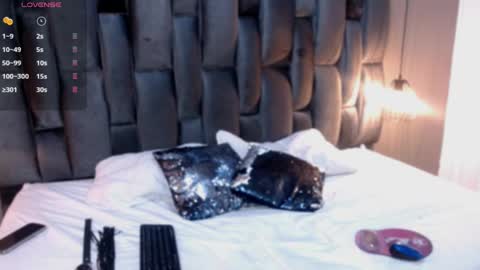 Snapshot of lorena_vieira_ chatting on December 2024 02:06:02 AM Lorena Vieira  online show from December 2024 02:06:02 AM