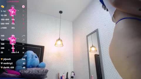 lorenadavies online show from February 2025 03:48:02 PM