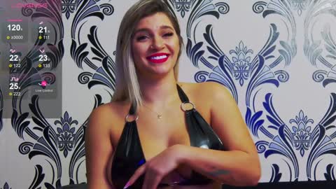 lorenaryan online show from January 2025 05:27:01 PM