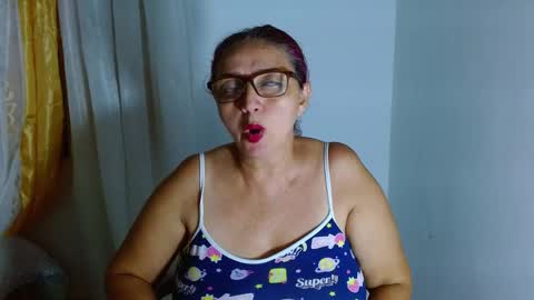 Snapshot of lorenatits chatting on September 2025 11:28:01 PM Lorena.. online show from September 2025 11:28:01 PM