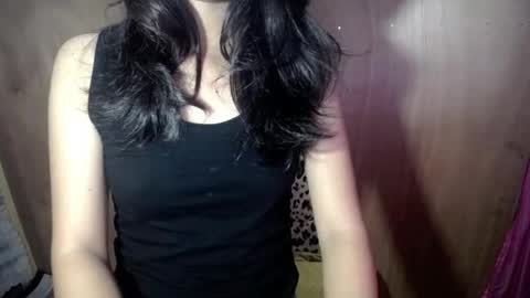 LORI online show from October 2025 08:19:02 PM