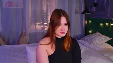 Lori online show from December 2025 06:48:02 PM