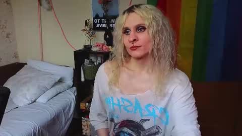 Lori -----------------------------------    online show from June 2026 02:26:02 PM