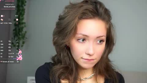 Naomi online show from November 2025 08:58:01 PM