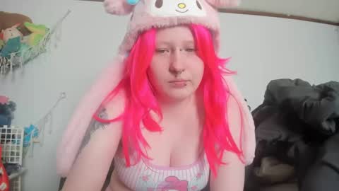 Snapshot of loricritter2 chatting on March 2025 04:44:01 PM Lori Critter online show from March 2025 04:44:01 PM