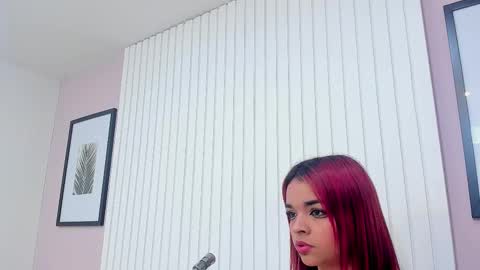 Snapshot of lorraine_williams_ chatting on February 2025 11:10:01 AM lore online show from February 2025 11:10:01 AM