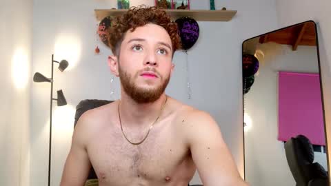 Snapshot of los_juanes chatting on February 2026 01:37:02 AM JUAN JUAN online show from February 2026 01:37:02 AM