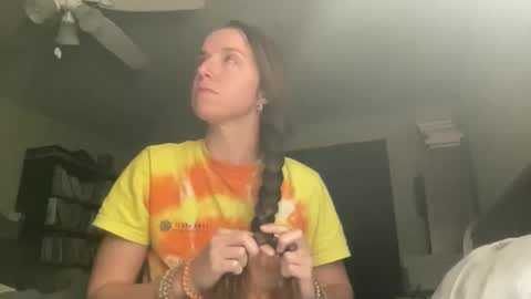 lothlori online show from December 2025 02:27:01 AM