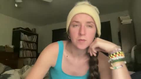 lothlori online show from December 2025 02:17:01 AM