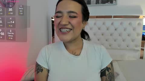 Snapshot of lottie_fox chatting on January 2026 02:14:01 AM lottie_fox online show from January 2026 02:14:01 AM