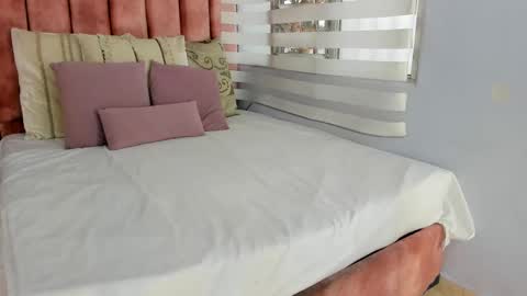 Snapshot of lou_rosse chatting on October 2025 08:29:01 PM Lou Rosse online show from October 2025 08:29:01 PM