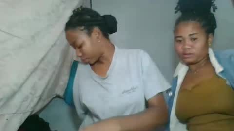 louane98 online show from March 2026 07:58:02 AM