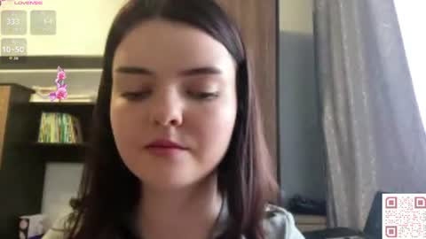 Snapshot of loudeguise chatting on June 2026 06:13:02 AM Esma online show from June 2026 06:13:02 AM