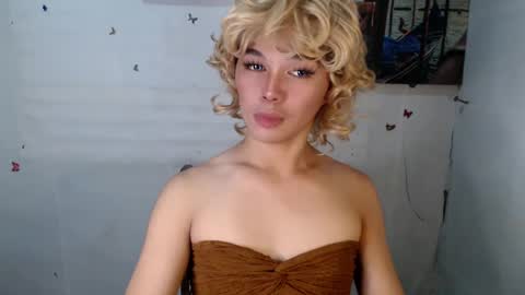 louilalicious online show from February 2025 11:40:02 AM