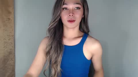 louilalicious online show from February 2025 11:09:02 AM