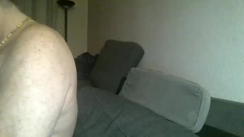 louis_chokdee online show from December 2024 05:08:01 PM