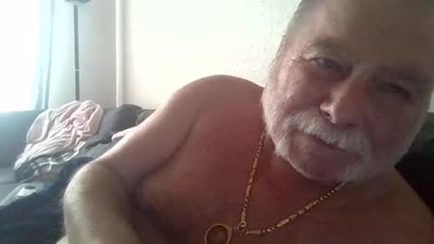 louis_chokdee online show from September 2025 04:08:02 PM