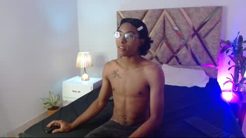 Louis Valdz online show from December 2024 09:17:01 PM