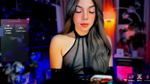 Snapshot of louisassy chatting on July 2026 03:32:01 AM Louisa online show from July 2026 03:32:01 AM