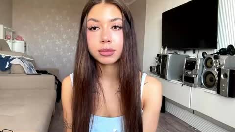 Flora online show from April 2026 07:23:02 AM