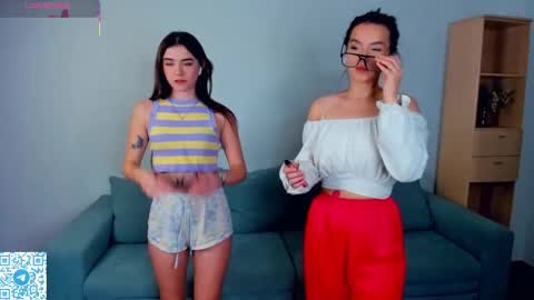 Brook and Del online show from October 2025 04:44:02 AM