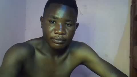 Snapshot of lovalboy chatting on October 2025 11:19:01 AM lovalboy online show from October 2025 11:19:01 AM