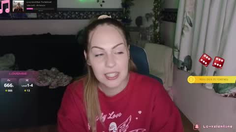 Snapshot of lovalentine chatting on October 2025 05:47:02 AM Lo Valentine online show from October 2025 05:47:02 AM