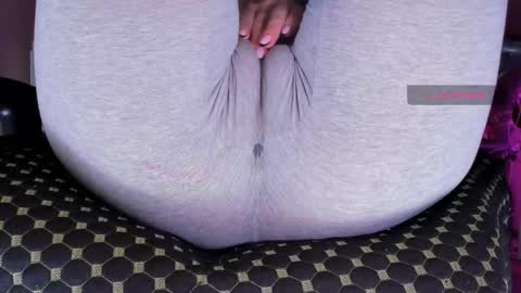 Kira online show from November 2025 08:51:05 AM