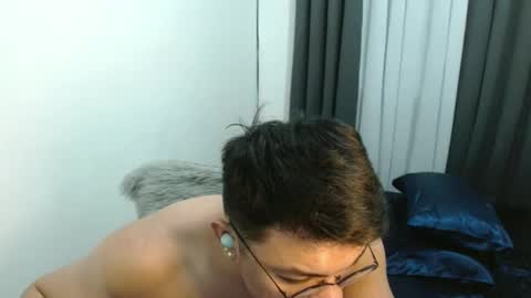 Snapshot of love_hottieh chatting on October 2025 02:00:01 AM love_hottieh online show from October 2025 02:00:01 AM