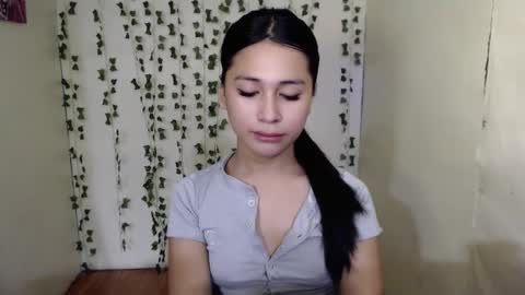 Snapshot of love_jessi chatting on December 2025 08:33:01 AM love_jessi online show from December 2025 08:33:01 AM