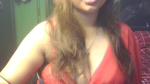 Snapshot of love_luna_angel chatting on February 2025 08:30:01 PM Luna online show from February 2025 08:30:01 PM