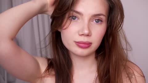 Sofi   online show from January 2025 09:11:02 PM