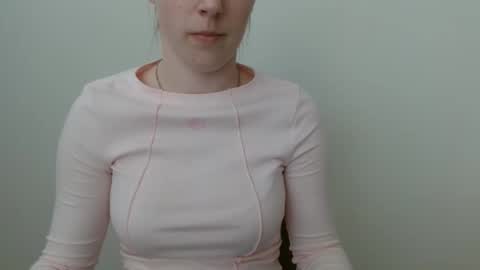 Vivian online show from March 2026 12:44:02 PM