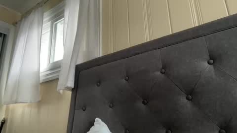 loved19 online show from February 2026 05:52:01 PM