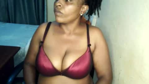 Snapshot of loveedee4 chatting on April 2026 10:01:02 PM loveedee4 online show from April 2026 10:01:02 PM
