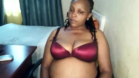 Snapshot of loveedee4 chatting on April 2026 09:35:02 AM loveedee4 online show from April 2026 09:35:02 AM