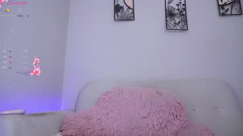 katalina   online show from December 2025 04:44:02 AM