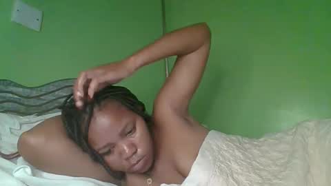 lovegal335 online show from June 2026 07:58:02 AM
