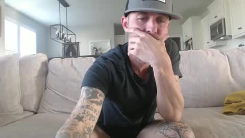 lovehatlovers online show from December 2024 08:23:02 PM