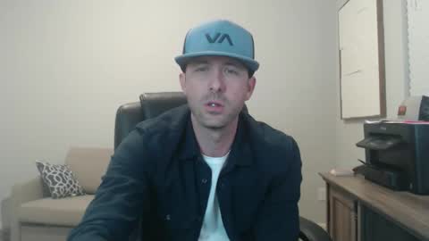 lovehatlovers online show from April 2026 07:20:01 AM