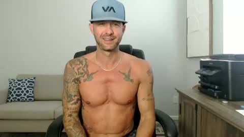 lovehatlovers online show from July 2026 01:08:02 PM